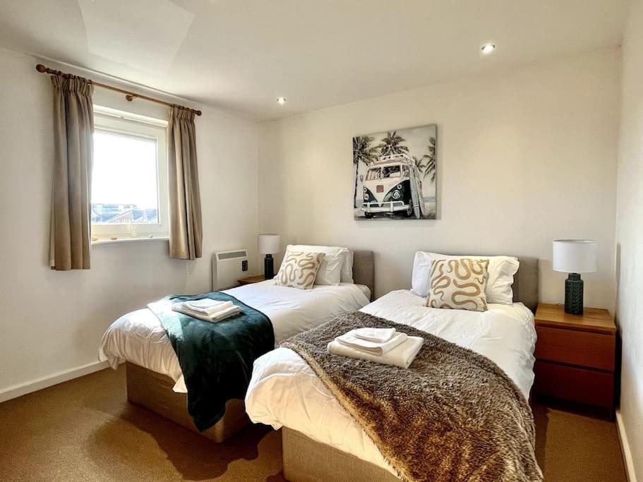 Beachfront Bliss With Spectacular Views Llanelli Eksteriør bilde