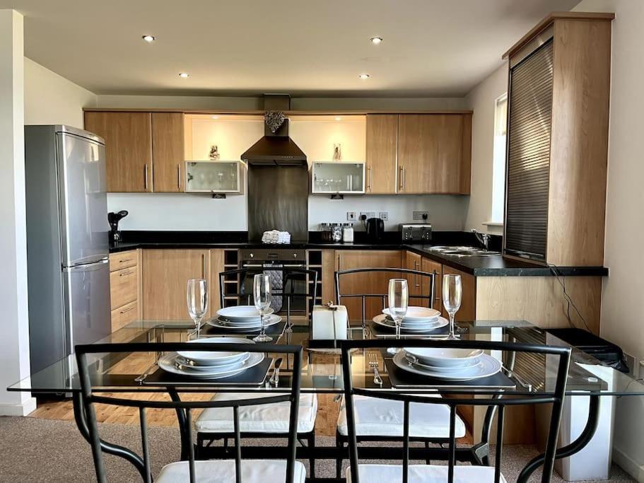 Beachfront Bliss With Spectacular Views Llanelli Eksteriør bilde