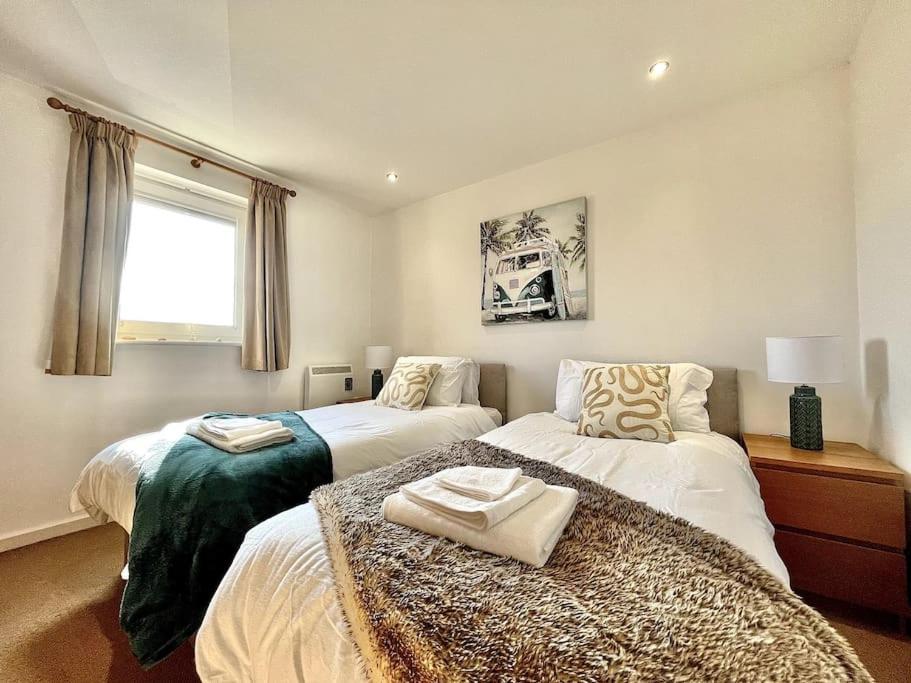 Beachfront Bliss With Spectacular Views Llanelli Eksteriør bilde