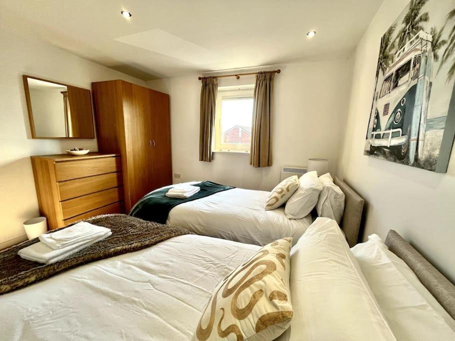 Beachfront Bliss With Spectacular Views Llanelli Eksteriør bilde
